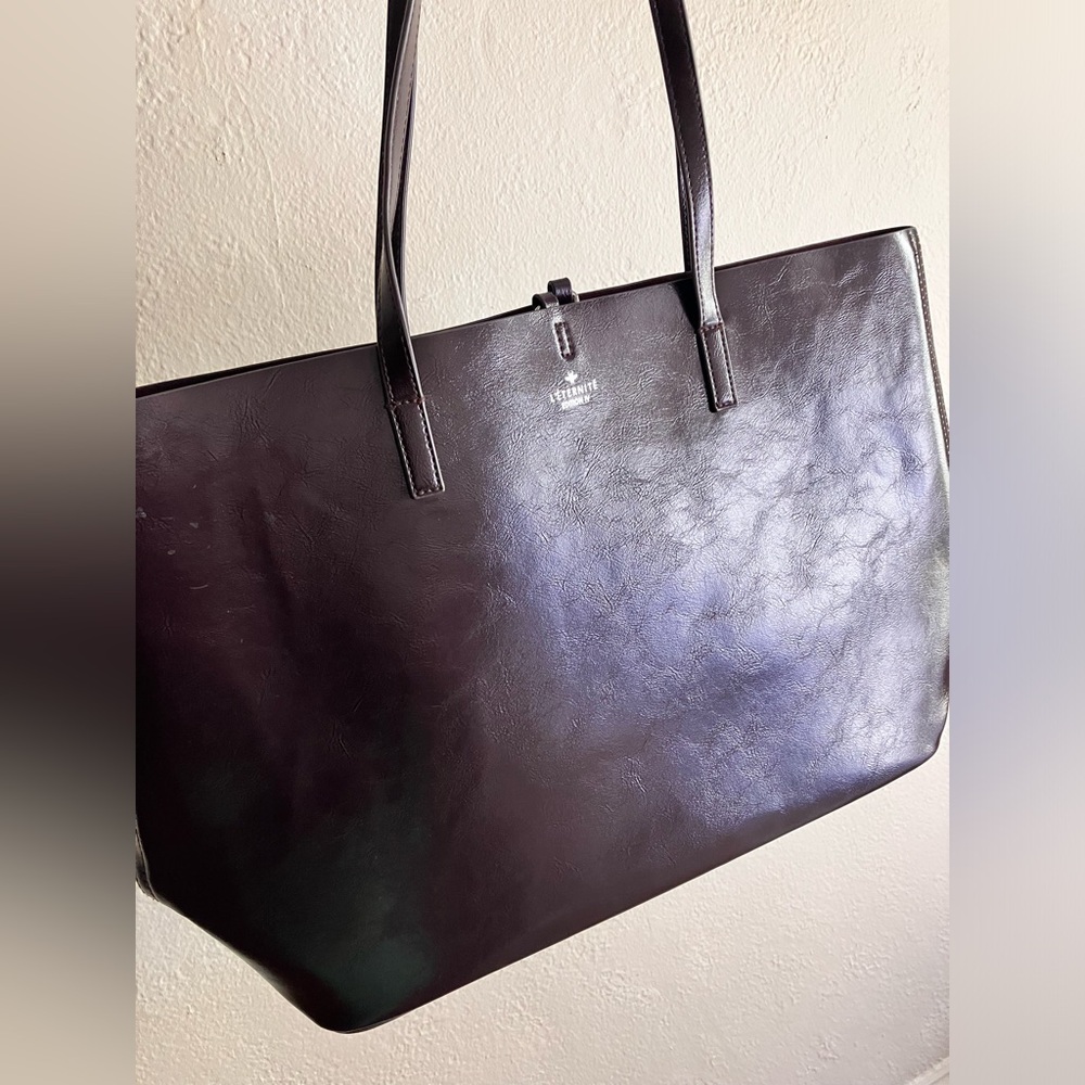Burgundy shopper bag by H&M E’ternite Edition IV